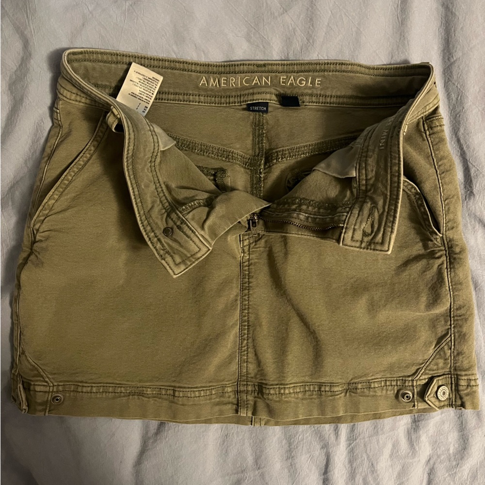 American Eagle Outfitters Khaki-Green Stretch Mini Skirt - Picture 3 of 5